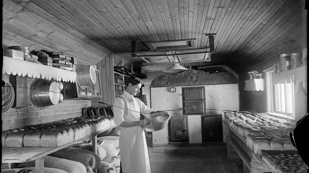 Hunters the Bakers – bakery in Hawick town centre